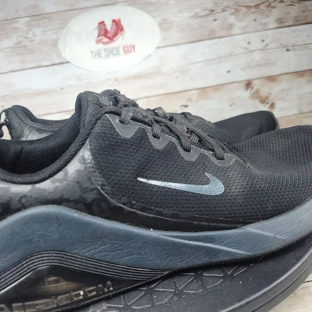 Nike Air Zoom Bella 7 Trainers Women's Size 7.5 Black Lace Up Athletic Running